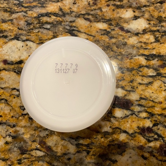 Josie Maran Creamy Oil Cleansing Balm Treatment - Picture 4 of 6